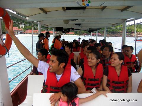 Redang Pelangi Snorkeling